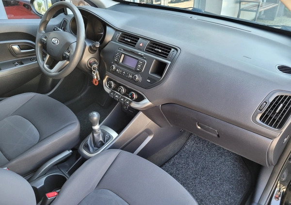 Kia Rio cena 21900 przebieg: 200000, rok produkcji 2013 z Lublin małe 232